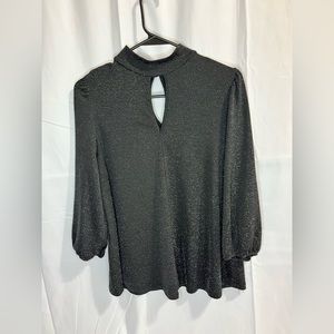 Quarter sleeve blouse
